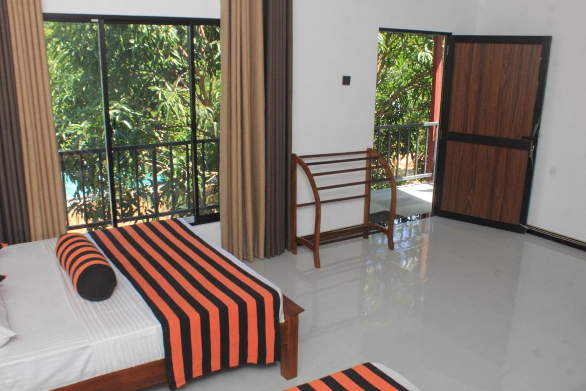 Sigiriya Sun Shine Villa Esterno foto